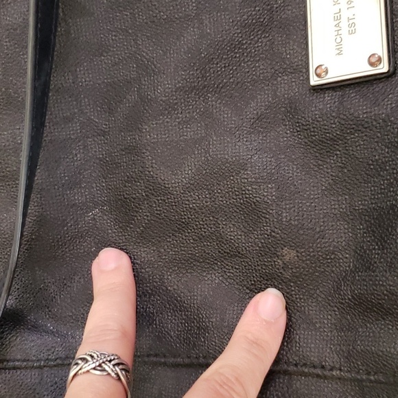 Michael Kors monogram crossbody leather bag, black, silver hardware - Picture 8 of 11